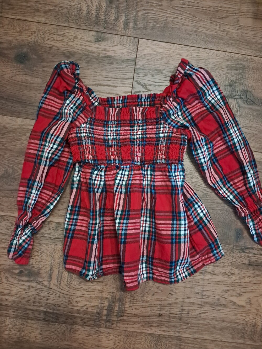 crown & ivy Red Plaid Smocked Top with Puff Sleeves